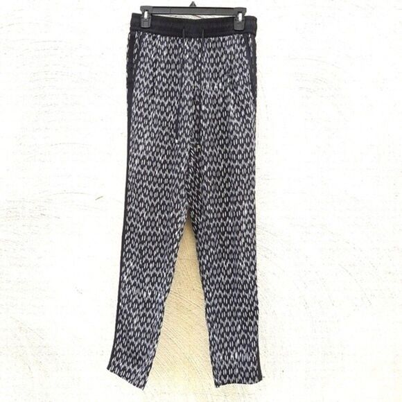 Calvin Klein Black & White Drawstring Casual Joggers Pant Pokets Size S - Picture 1 of 13
